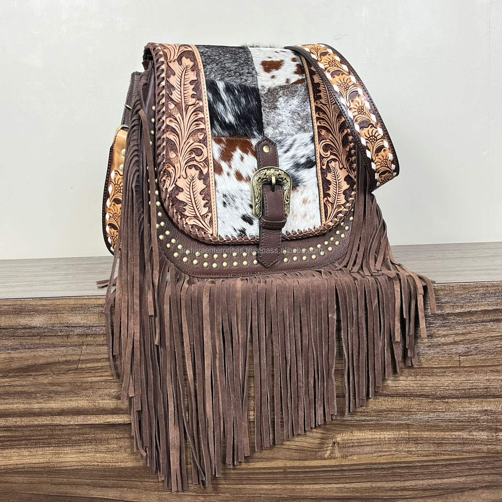 สีน้ำตาล