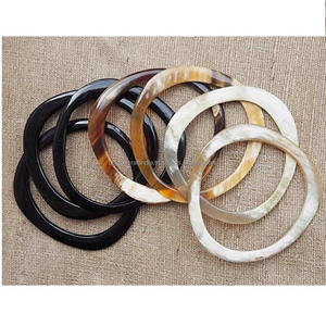 Pulseras Clásicas ShadowTide con Diseño de Cuerno, en Degradado Negro y Marrón, Minimalistas y Elegantes, Joyería Natural de Primera Calidad al por Mayor - Product Image 6