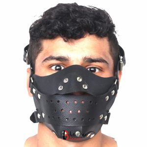 Máscara Facial Transpirable de Cuero Vacuno Genuino con Diseño de Tachuelas para Escenas BDSM - Product Image 1
