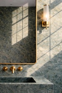 <b>Square</b> Shape Simple Gold Metal Frame <b>Mirror</b> Perfect For Public Washroom Hotel Room Elegant And Functional Wall Decor From India - Product Image 6