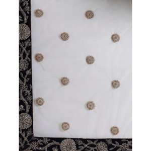 Magnifique Lehenga Choli en velours brodé de couleur bleu marine, semi-couture, pour occasions spéciales, par Zeel Clothing - Product Image 2