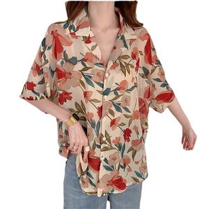 Blusa de Poliéster Transpirable para Mujer, Estampado Floral, Manga Larga, Cuello con Botones, Corte Recto, para Todas las Temporadas - Product Image 1