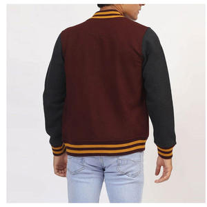 Chaqueta universitaria de diseño personalizado de primera calidad, la más popular, hecha a medida con mangas de cuero y fibra de lana. - Product Image 5