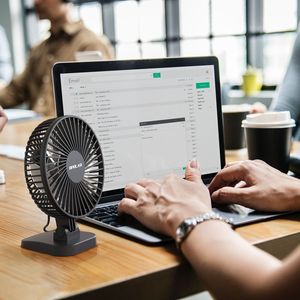 Ventilador USB de Escritorio, Silencioso y Portátil, Ajustable a 40 Grados, 3 Velocidades, Enfriador Potente para Oficina, Mejor Refrigeración - Product Image 5