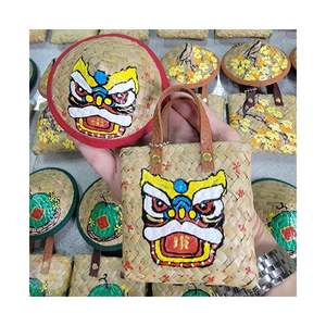 Porte-clés artisanal en herbe écologique, article cadeau, matériau en herbe de jonc naturelle, pour souvenir et accessoire de sac, Vietnam - Product Image 4