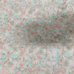 Tissu brodé de créateur - Product Image 1