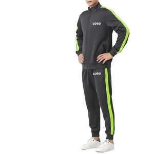 Conjunto Deportivo Personalizado Unisex con Rayas Negras y Verdes, Sudadera con Cierre Completo y Pantalones Deportivos, Estilo Deportivo, Transpirable, de Secado Rápido y Antibacteriano - Product Image 2