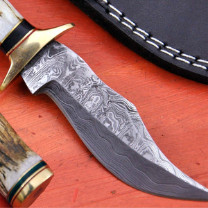 Couteau de chasse et de dépecage professionnel en acier Damas fait main de haute qualité, avec manche en bois et bois de cerf, pour la survie en extérieur et le camping - Product Image 6