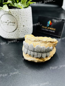 Grillz Dentales Hiphop de Plata 925 con Baño de Rodio y Piedra de Moissanita, Microincrustaciones, para Uso Diario Masculino - Product Image 2