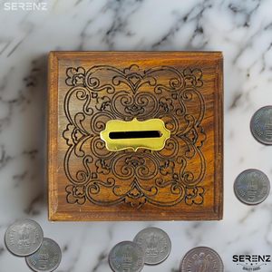Hucha de madera hecha a mano - Caja para monedas - Hucha - Artículos de regalo para niños - Hucha clásica de madera premium - Product Image 3