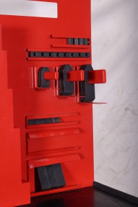 Station de travail industrielle pour le rangement d'outils avec 4 tiroirs, système de verrouillage centralisé, surface de travail et support d'écran - Product Image 2