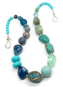 Magnifique collier en résine fait main avec pendentif élégant, collier en résine époustouflant pour femmes, collier en résine florale élégant H - Product Image 3