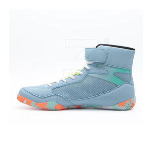 Zapatos de Boxeo THREE INTERNATIONAL de Alto Rendimiento con Amortiguación Cómoda, Cierre de Velcro, Parte Superior de Cuero y Suela Antideslizante - Product Image 5