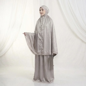 Luxury Muslim Women Prayer Dress Silk Satin Embroidery Lace Telekung Abaya Kaftan Islam Mukena Ramadan Clothing Set With Handbag - Product Image 4