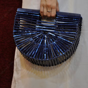 Bolso de mano de lujo indio azul de acrílico con forma de abanico, de diseñador, para fiesta de noche, boda, estuche rígido para mujer, regalo de aniversario - Product Image 1