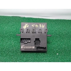 ECUs y Módulos de Computación Usados A8 4E0907279J - Product Image 1