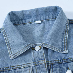 Veste en jean classique pour homme, vêtement d'extérieur décontracté avec fermeture boutonnée, veste d'hiver élégante et tendance pour le streetwear - Product Image 6
