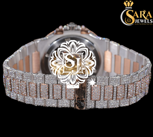Reloj de diamantes totalmente dorado de calidad superior con acero inoxidable y esfera dorada para hombre disponible a un precio asequible - Product Image 1