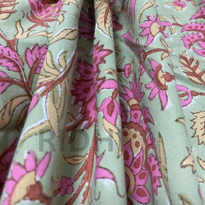 Nouvelle Arrivée 2026 Nappe Ronde Faite Main Vert Sauge Doux Motif Imprimé au Bloc Tendance pour Mariages et Tables Basses - Product Image 3