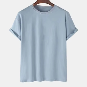 Camiseta de Manga Corta para Hombre, Cuello Redondo, Color Azul Claro, 100% Algodón Jersey, Transpirable, Corte Regular, Color Sólido, Tejido de Punto - Product Image 1