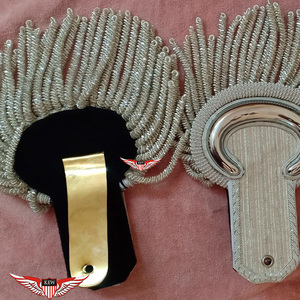 KEW Epaulettes Personalizadas Estilo Francés Vintage Napoleón de Lujo Ceremoniales Bordadas a Mano con Flecos de Hilo Plateado Ecológicos - Product Image 4