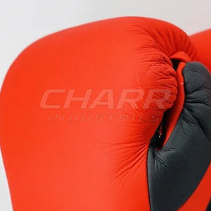Gants de boxe en cuir de haute qualité confortables avec fermeture auto-agrippante réglable, paume antidérapante, fabriqués au Pakistan - Product Image 4