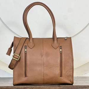Bolso Tote de Cuero para Mujer, Diseño Único, Tallado a Mano, con Piel de Vaca, Estilo Bohemio, Vintage, Hecho a Mano, Tipo Bandolera - Product Image 5