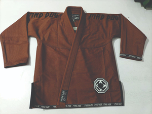 ชุดยิวยิตสูบราซิลยอดนิยม ออกแบบเองได้ ชุดศิลปะการต่อสู้ BJJ Gi Kimono มีหลายสี ทนทาน แห้งเร็ว และระบายอากาศได้ดี - Product Image 1