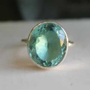 Anillo de Turmalina Paraiba Hecho a Mano, Chapado en Oro de 24K sobre Plata de Ley, Joyería de Piedras Preciosas de Lujo, Elegante Regalo para Mujer - Product Image 1