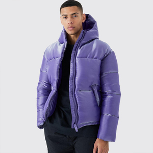 Veste d'hiver épaisse avec isolation renforcée, doublure rembourrée douce et structure robuste pour une utilisation en extérieur - Product Image 1