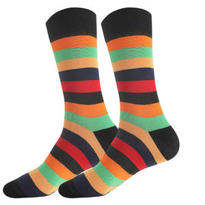 Chaussettes unisexes décontractées et confortables en coton jacquard tricoté en usine, style printemps - Product Image 2