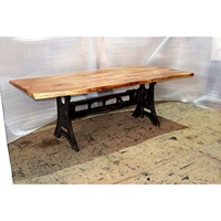 Table à manger de luxe en acacia style industriel avec bord naturel, base réglable à manivelle, bois massif, fer forgé antique, pliable, pour la maison ou le bureau