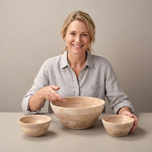 Bol en bois personnalisé fait main pour la maison et le quotidien, idéal pour servir des salades et des aliments - Product Image 1