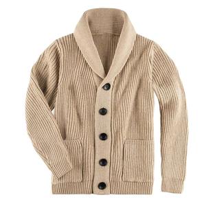 Cardigan d'hiver épais classique pour homme Wolf, col en V, à double boutonnage, 100 % laine mérinos, fabriqué en Italie, fourniture ODM, tricot plat uni - Product Image 1