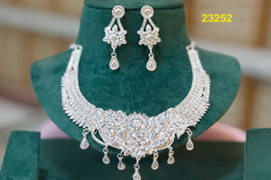 Conjunto de Collar y Aretes MOLL JEWELLERS 2024, Inspirado en la Moda Africana India, Chapado en Oro/Plata, Aleación de Zinc, Cristal/Pedrería, para Mujer - Product Image 5