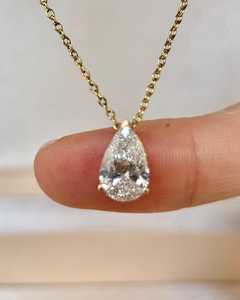 สร้อยคอจี้ทรงลูกแพร์วินเทจชุบทองคำ 14k พรีเมียม ประดับเพชรทรงลูกแพร์ 4 กะรัต E VVS เพชรเลี้ยงในห้องปฏิบัติการ รับรองโดย IGI สำหรับผู้หญิง - Product Image 1