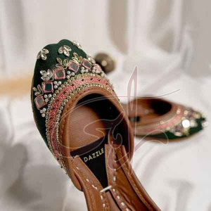Custom Made Premium Quality Anti-Slippery Bottle Green Women <b>Khussa</b> Raw Silk Upper Non-Slip Sole Factory Direct Supply in Stock - Product Image 2