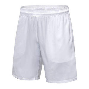 Shorts Bermuda pour Homme en Toile Noire Unie, Séchage Rapide, Respirant, Taille Mi-Haute Élastique avec Cordon de Serrage et Poches, Tenue Décontractée et Sportive - Product Image 4