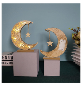 Decoraciones Ecológicas Clásicas para Ramadán, Luces LED de Madera con Forma de Luna y Estrella, Linterna LED de Luna Mubarak de Oriente Medio por MULTI CRAFT - Product Image 4
