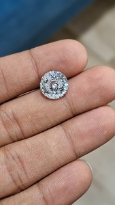 Diamant Solitaire Certifié IGI 5.00 Ct E VS1 Taillé au Portugal, Cultivé en Laboratoire, Coupe Excellente, Synthétique RAAMAA - Product Image 3