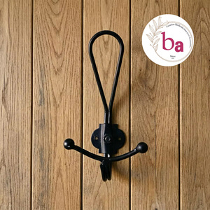 Perchero de pared metálico artesanal con 3 ganchos, diseño rústico, recubrimiento en polvo negro, multifuncional, de precisión. - Product Image 1