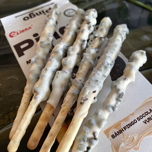 Pingo Milk Stick, Galletas Dulces Bajas en Grasa Cubiertas de Chocolate, Caja de 32g - Product Image 3