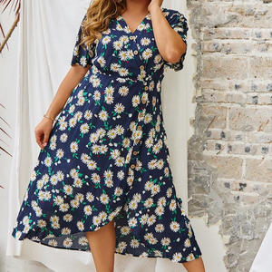 Vestido Casual de Verano Bohemio para Mujer Talla Grande, con Estampado Floral, Cuello en V, Manga Abullonada, Cintura Imperio, Línea A, Largo hasta la Rodilla - Product Image 1