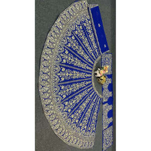 Hermosa ropa de fiesta de noche Lehenga Choli con intrincado trabajo de lentejuelas - Product Image 5