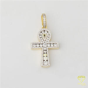 Collier pendentif symbole Hip Hop avec diamant de laboratoire étincelant et design de bijoux de mode urbaine - Product Image 5
