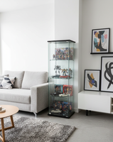 Vitrine Moderne de Taille Moyenne à Quatre Niveaux en Verre Trempé TMG-G396 (Eco) pour Salon, Salle à Manger, Appartement, Hôtel, Maison
