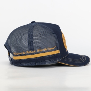 Gorra de Béisbol de 5 Paneles con Corona Media de Tela Acrílica de Alta Calidad, Personalizada con Logotipo Bordado, MOQ Bajo, Fabricada en Pakistán - Product Image 5