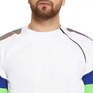 Survêtement de sport pour homme à prix avantageux – Idéal pour la course et l'entraînement – Survêtements de sport personnalisés pour homme – Tenue de jogging - Product Image 6