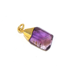 Pendentif en améthyste naturelle, taille irrégulière fantaisie, plaqué or 18 carats, style classique solitaire, bijoux unisexe pour la vente en gros - Product Image 3