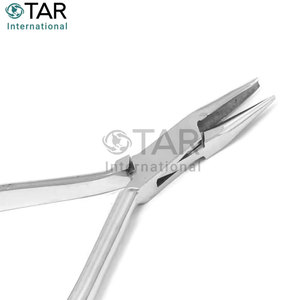 Pince orthodontique Schwarz en acier inoxydable pour usage dentaire professionnel – Instruments médicaux pour applications orthodontiques - Product Image 6